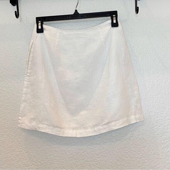 Aritzia Wilfred Lachlan Linen Button Front A-Line Mini Skirt in White size 0 - Picture 3 of 11